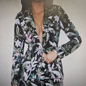 Brand New Sequins Floral Patterned Blazer